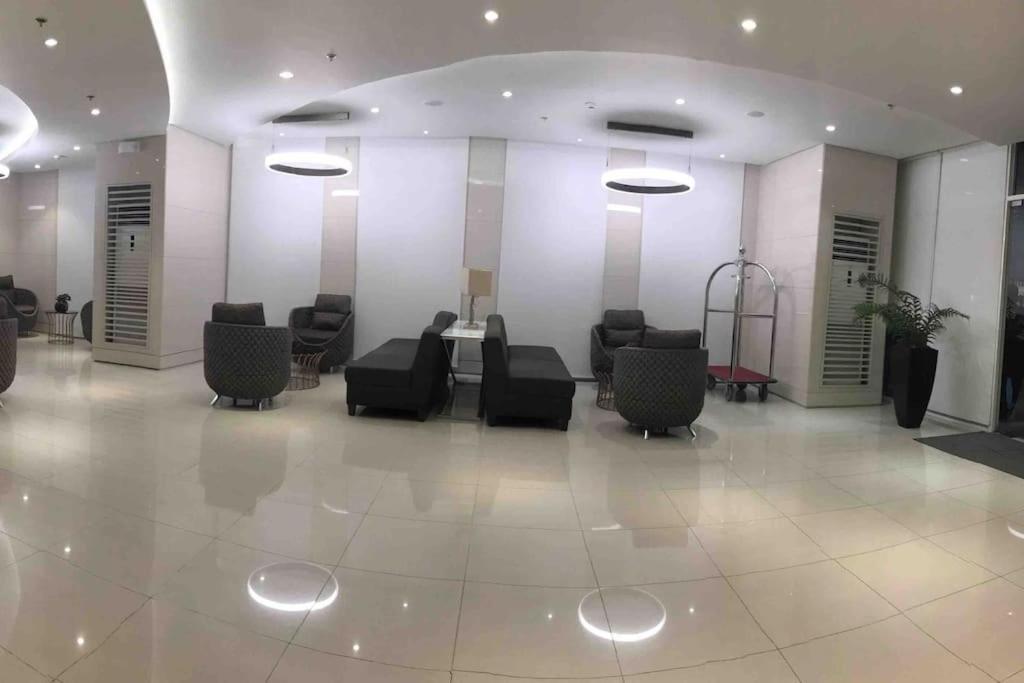 Trig Place At Grace Residence In Taguig City Manila Exterior photo